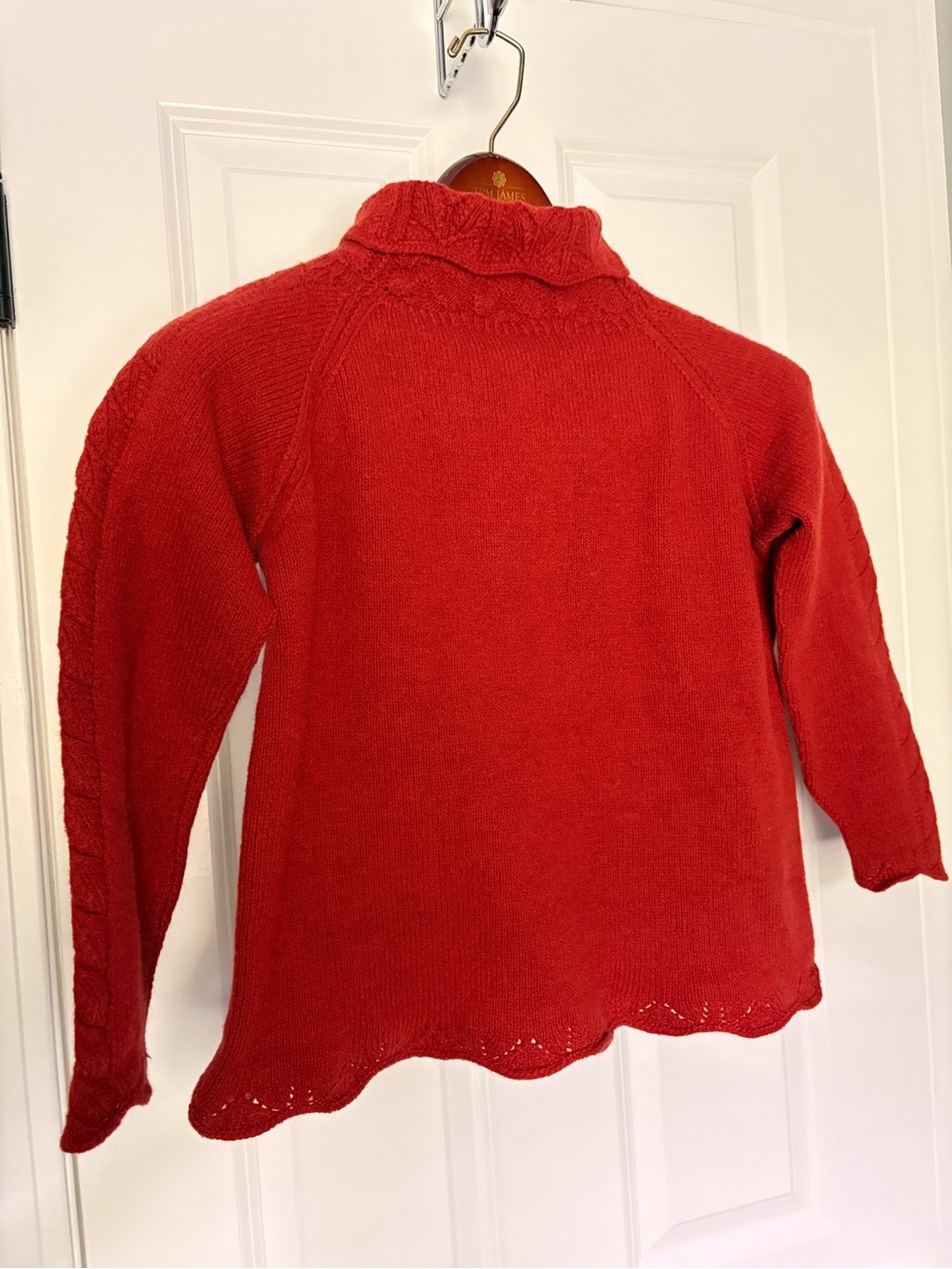 Vintage Women's Knit Turtleneck Sweater in Rusty-red